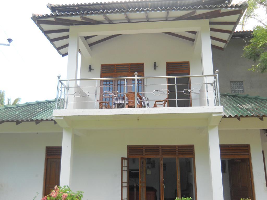 Sunset Tourist Home Polonnaruwa Exterior foto